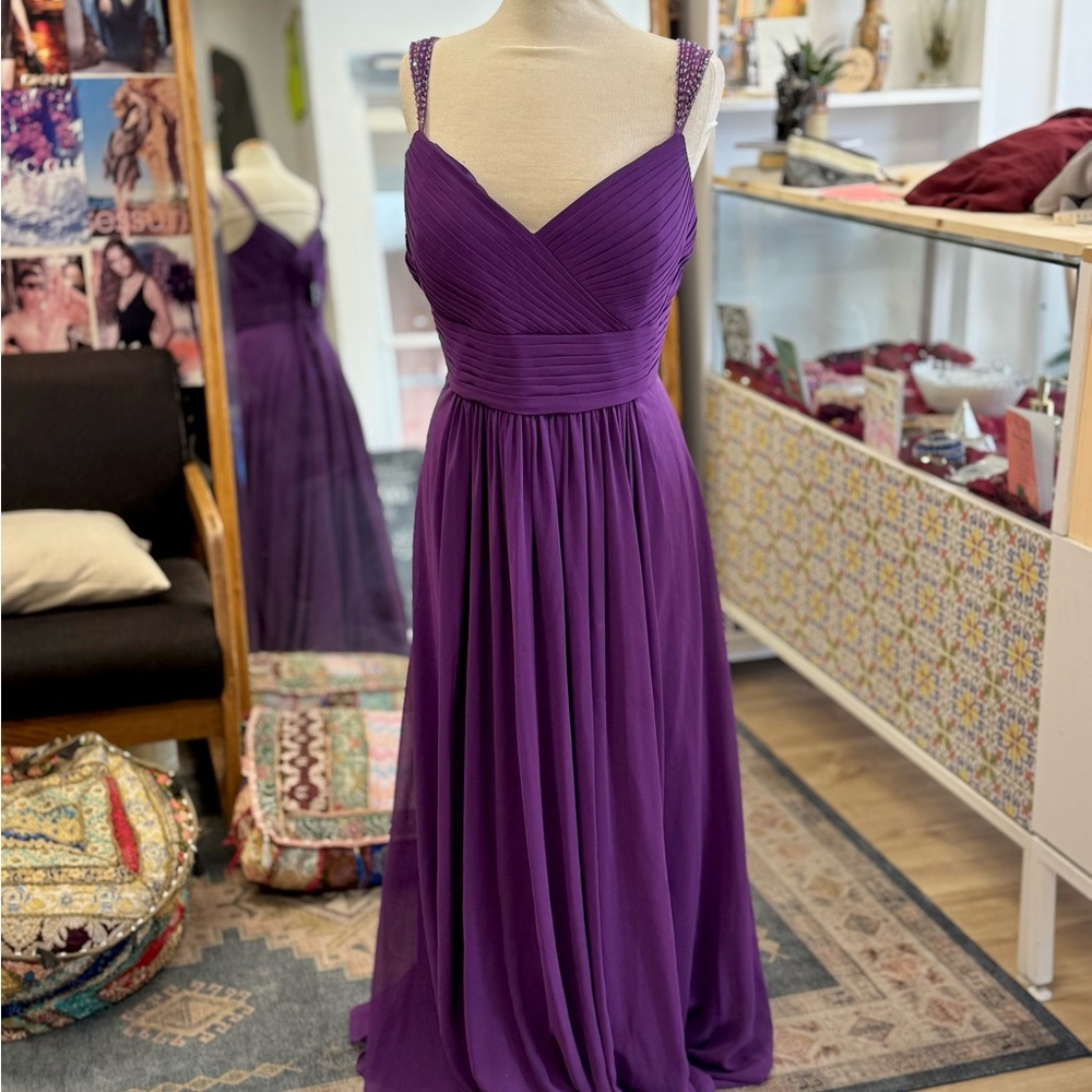 Elegant Purple Evening Gown